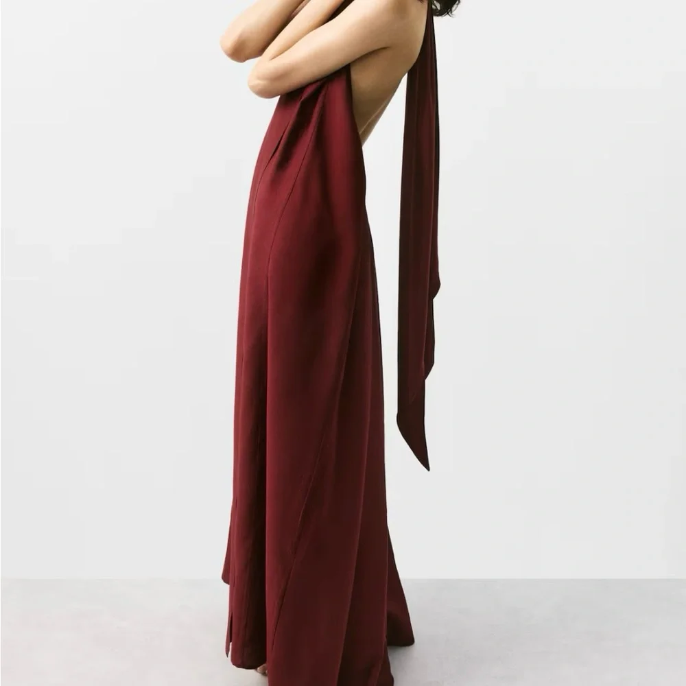 chiffon backless maxi dress Meggie | PINK Plunge-Neck Twisted With Skirt strappy beaded detailing crosses bridesmaid gowns Size:UK12 Berylove Women Light Blue